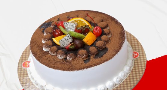 Vanilla Fresh Fruit Cake