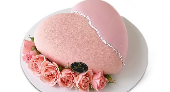 Valentine Special Cake 4